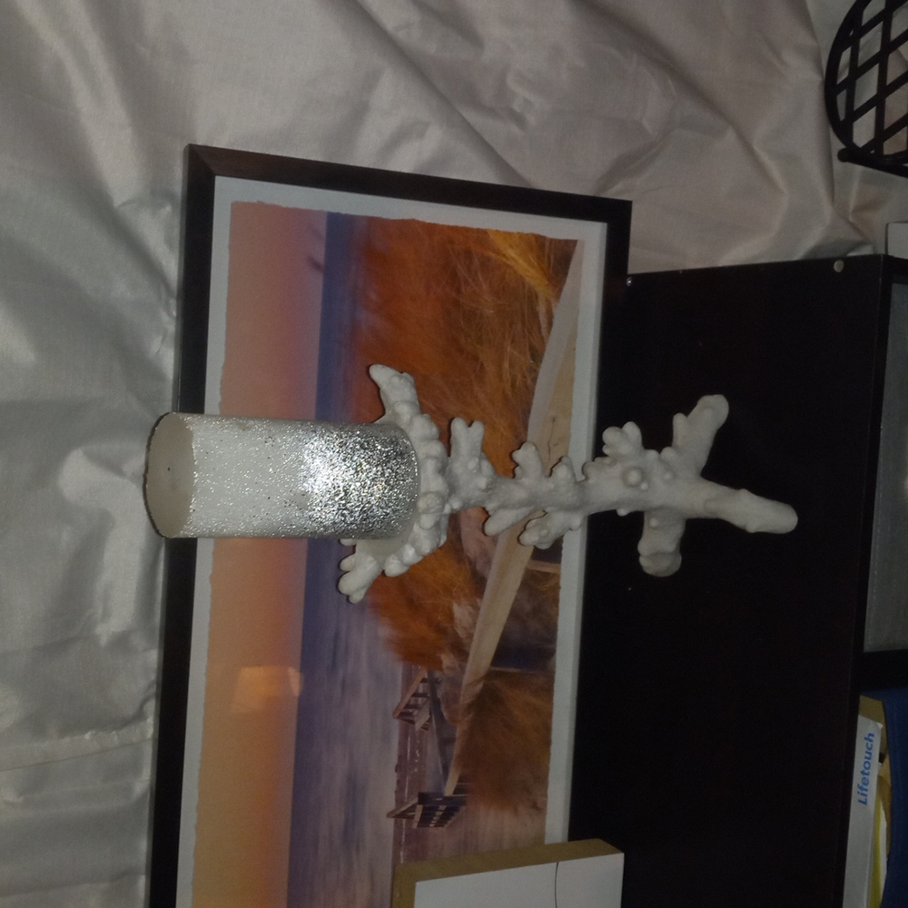 Candle holder